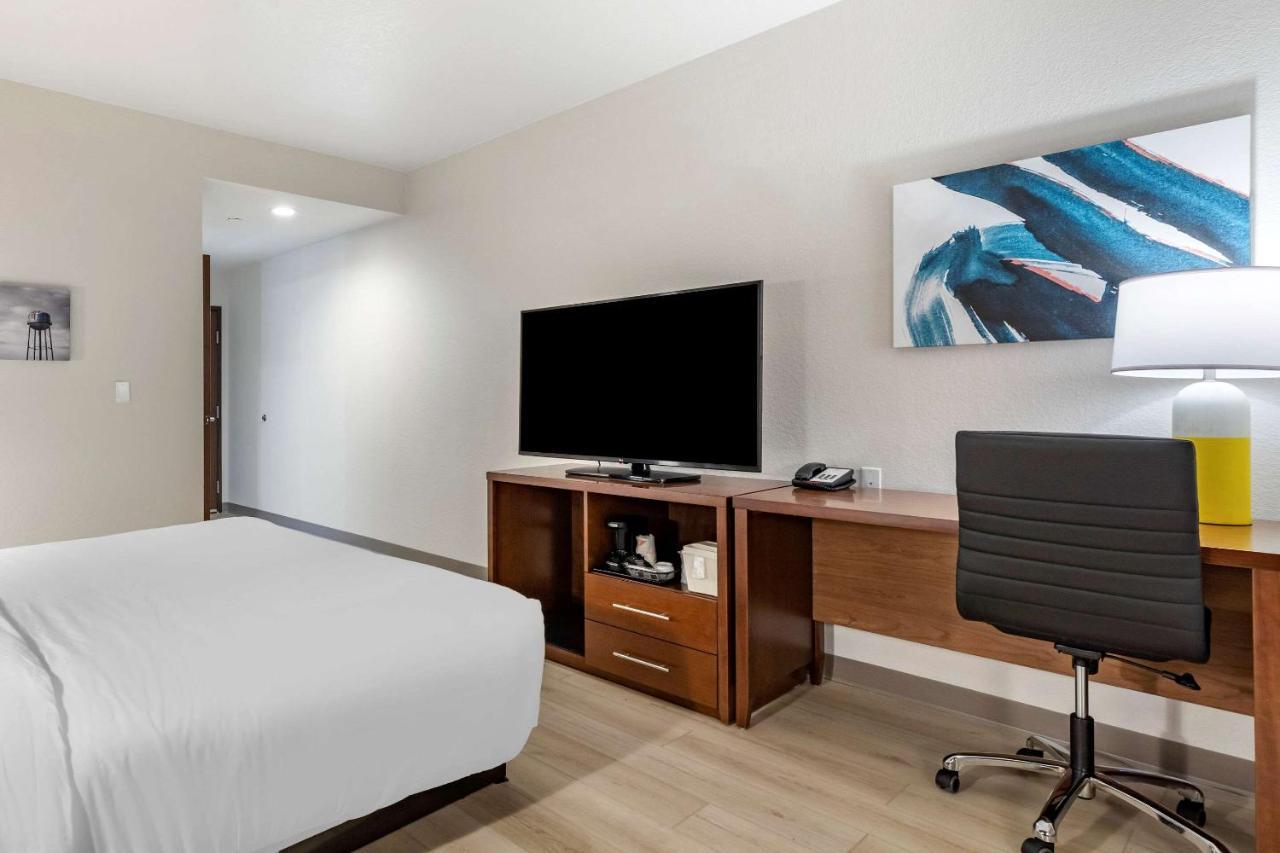 Comfort Inn & Suites Bennett Strasburg Luaran gambar