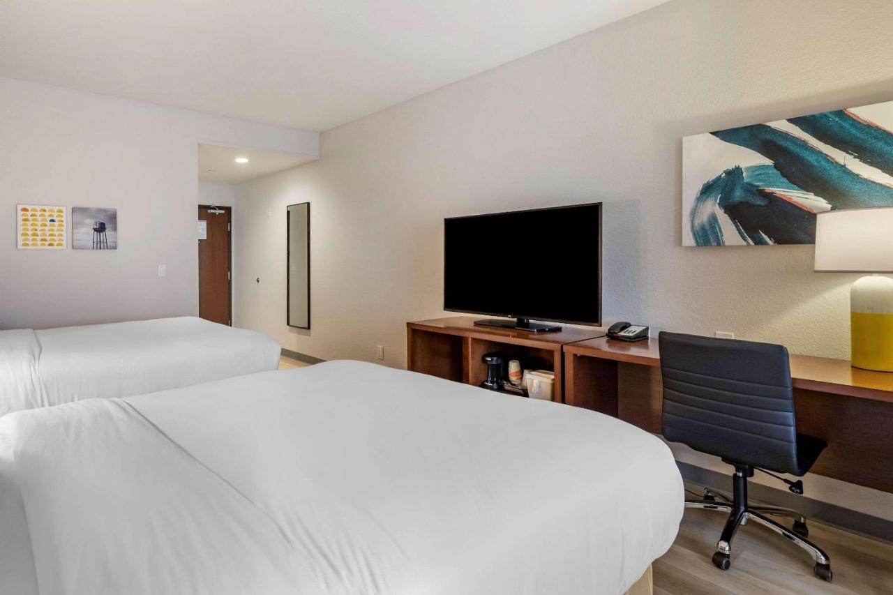 Comfort Inn & Suites Bennett Strasburg Luaran gambar